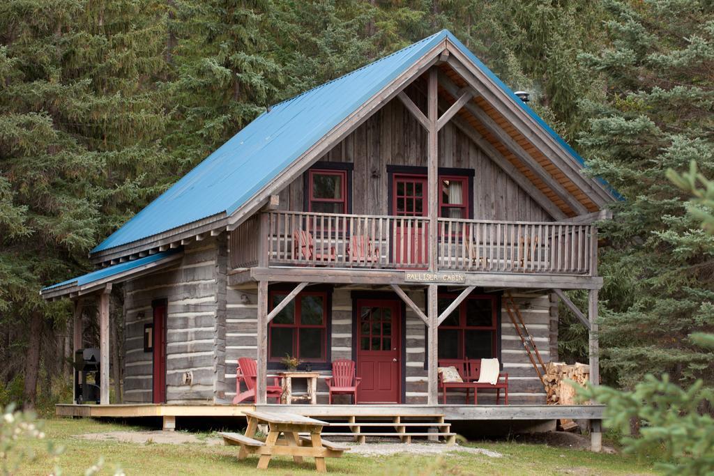 Nipika Mountain Resort Radium Hot Springs Exterior foto