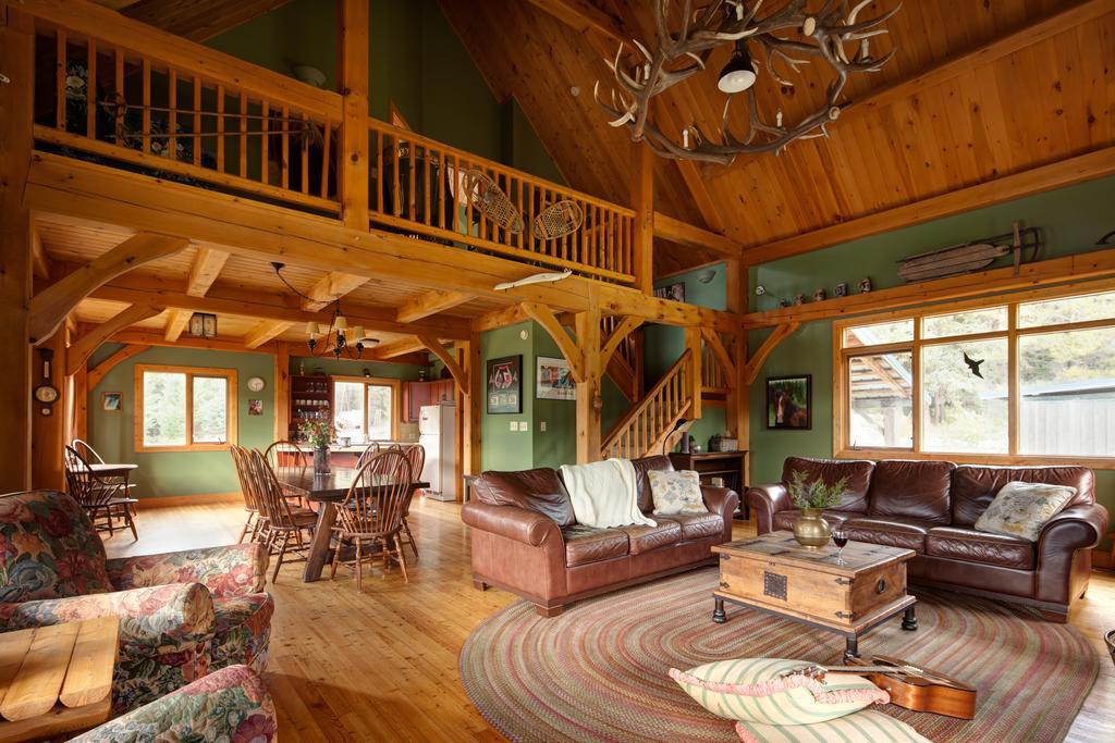Nipika Mountain Resort Radium Hot Springs Exterior foto