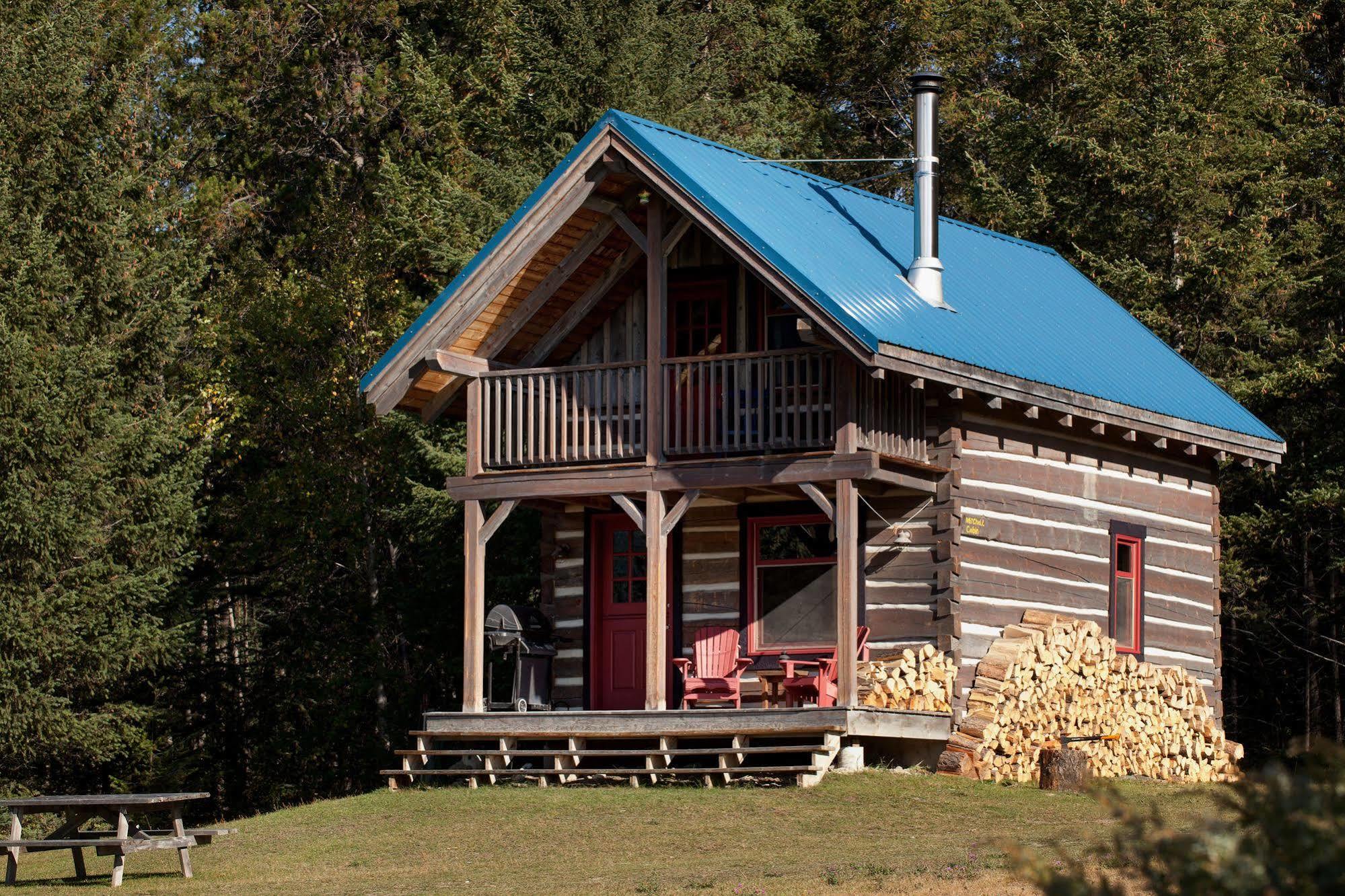 Nipika Mountain Resort Radium Hot Springs Exterior foto